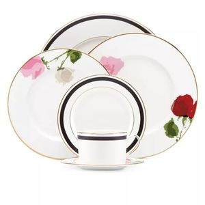 Kate Spade New York
Rose Park 5-Pc.🌸🌹